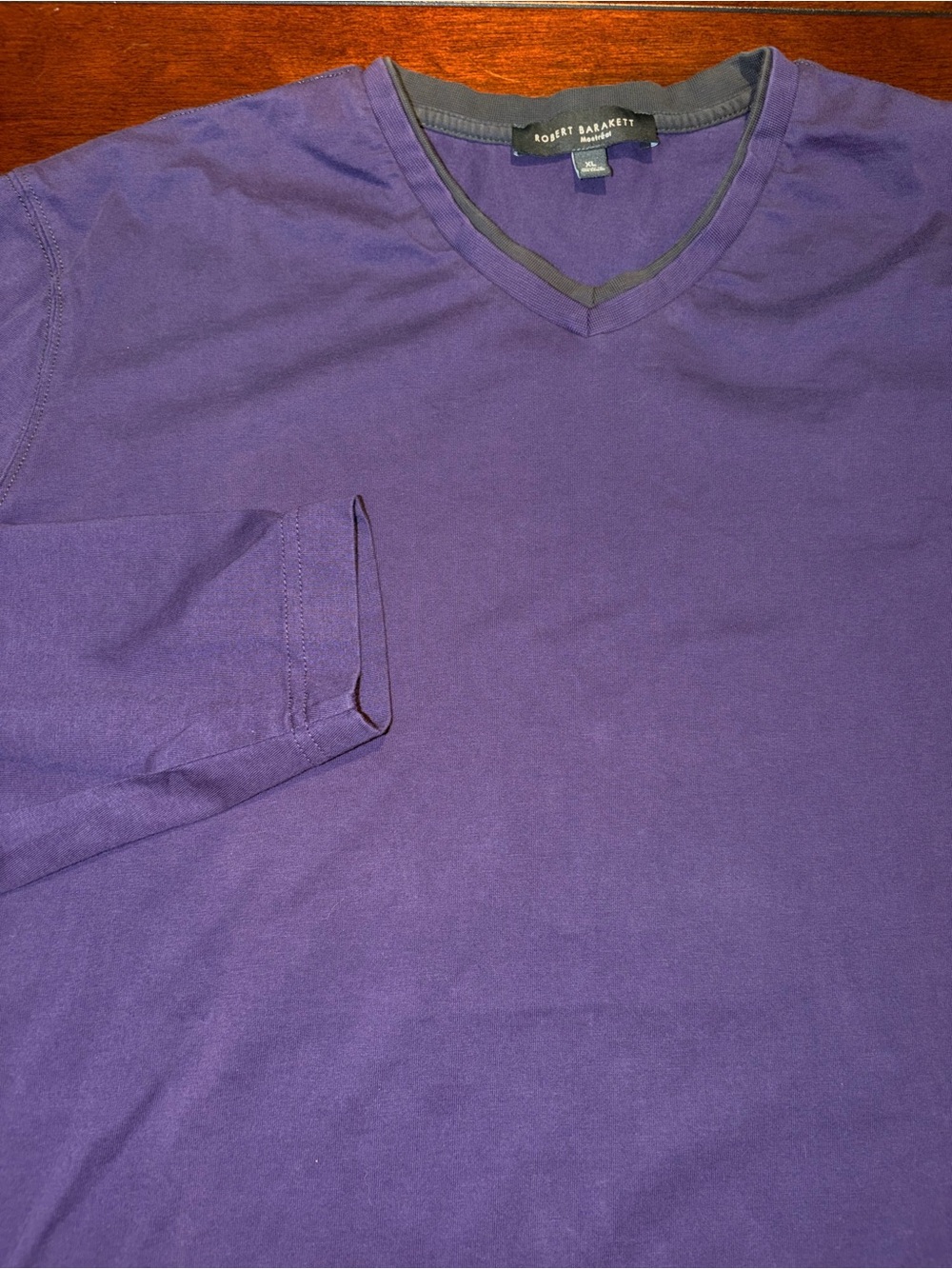 Robert Barakett Montréal Men’s XL Pima Cotton Long Sleeve Purple V-Neck Shirt